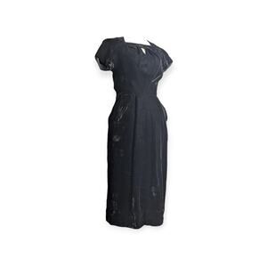 Vintage Midcentury Black Velvet Cocktail Dress With Keyhole Neck XS/S